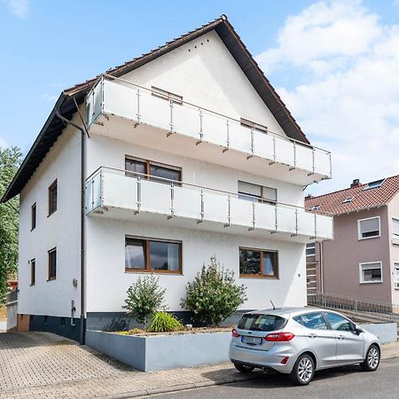 למפרטהיים Ruhiges Und Zentrales Apartment In Huettenfeld מראה חיצוני תמונה